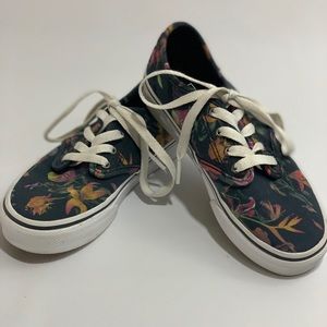 Vans shoes for girls
